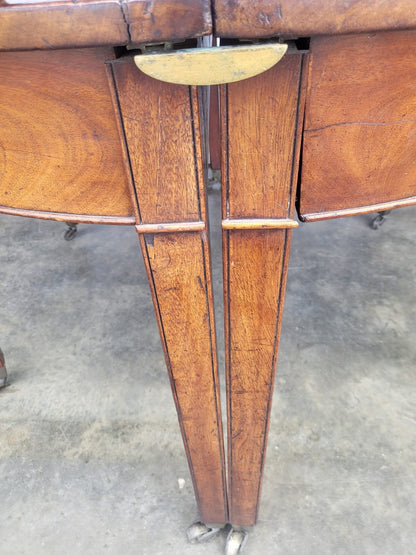 Antique Georgian mahogany round dining table 2xD end tables seat 6