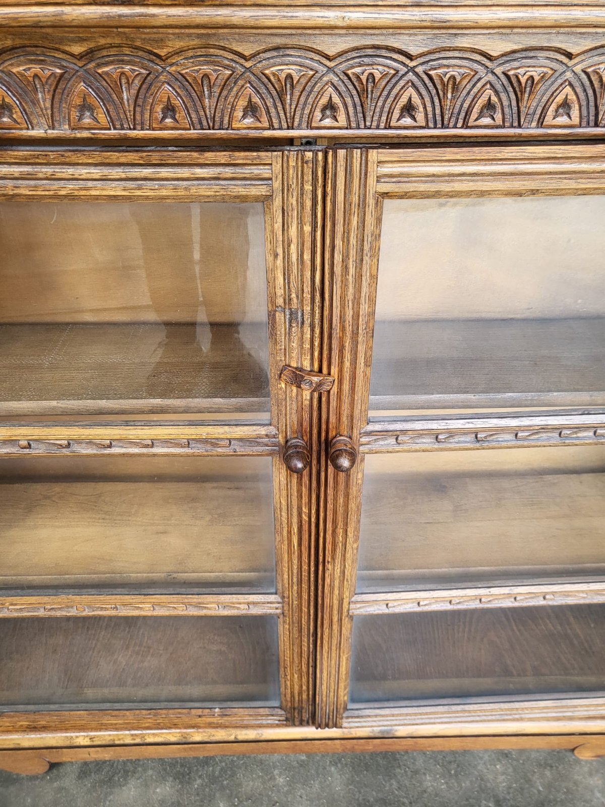 Vintage oak carved 2 door glazed low bookcase cabinet