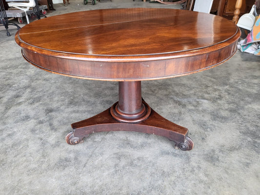 Antique Victorian small round tilt top pedestal dining occasional table