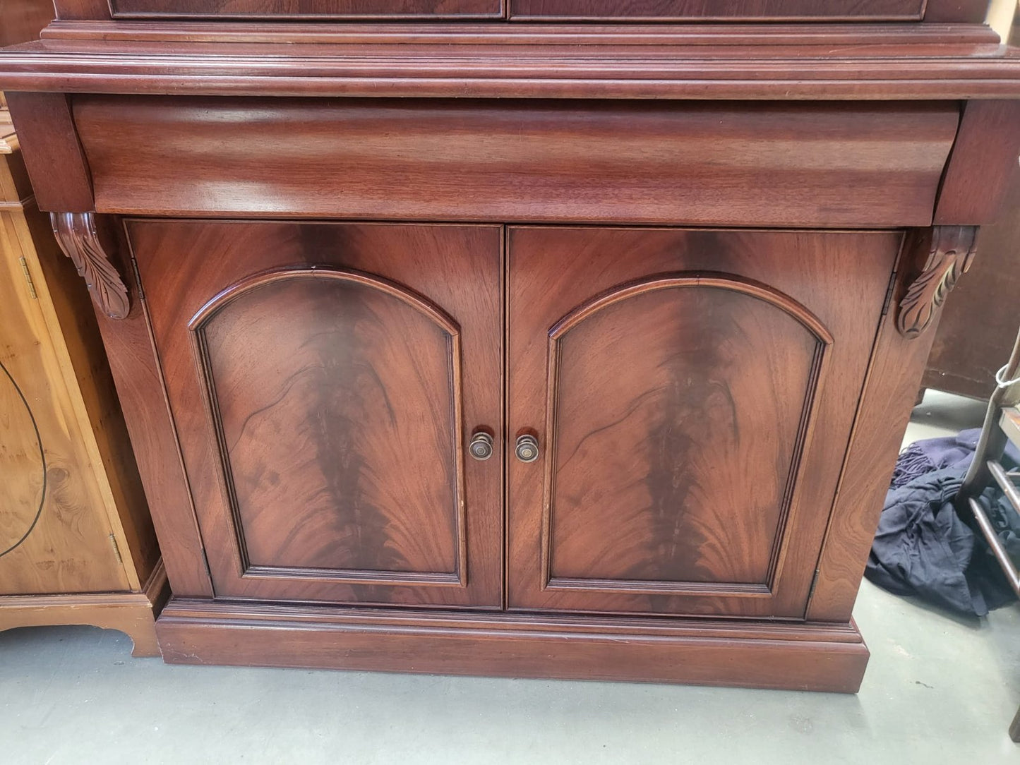 Antique repro mahogany glazed bookcase cabinet drawer shelves