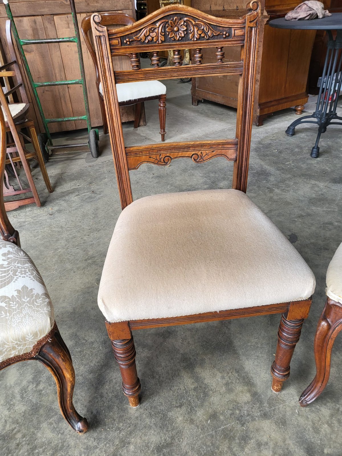 Six antique Victorian mixed dining chairs cream seats