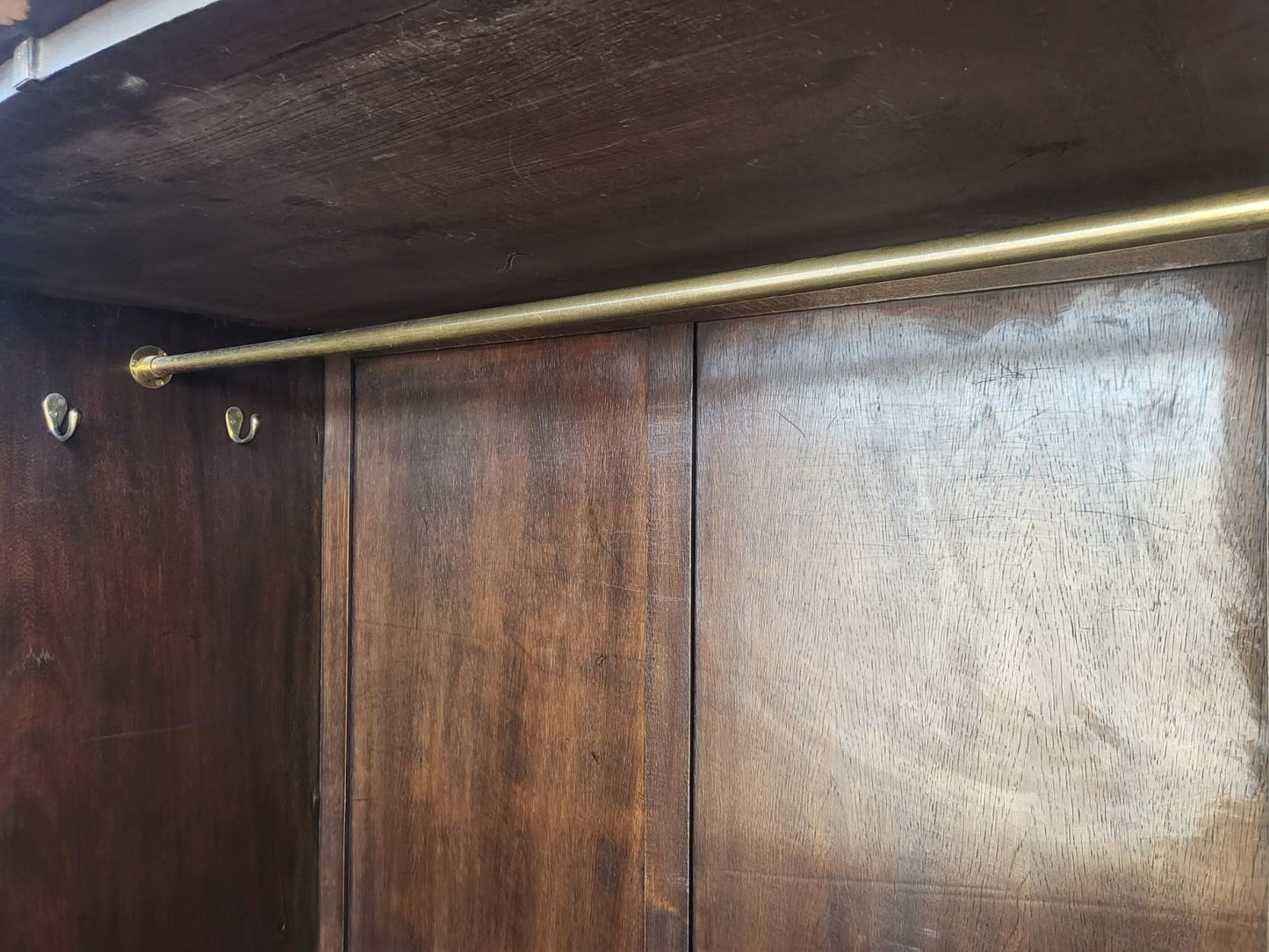 Antique mahogany bow front inlaid 2 x door wardrobe splayed legs