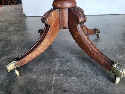 Antique Victorian rectangular tilt top pedestal dining table seat 6
