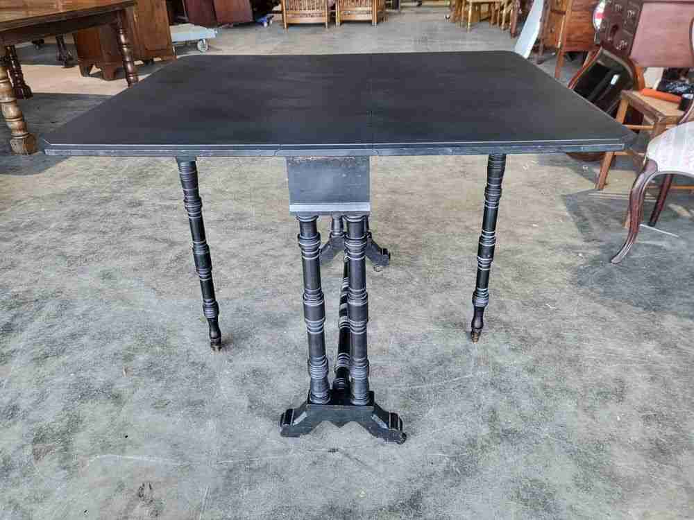 Antique Sutherland gate leg drop leaf dining occasional table