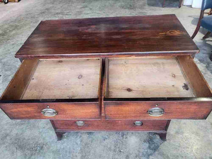 Antique Georgian 2 over 3 chest of drawers splayed legs