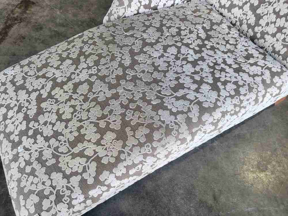 Chaise Longue day bed sofa bed end seat wood legs