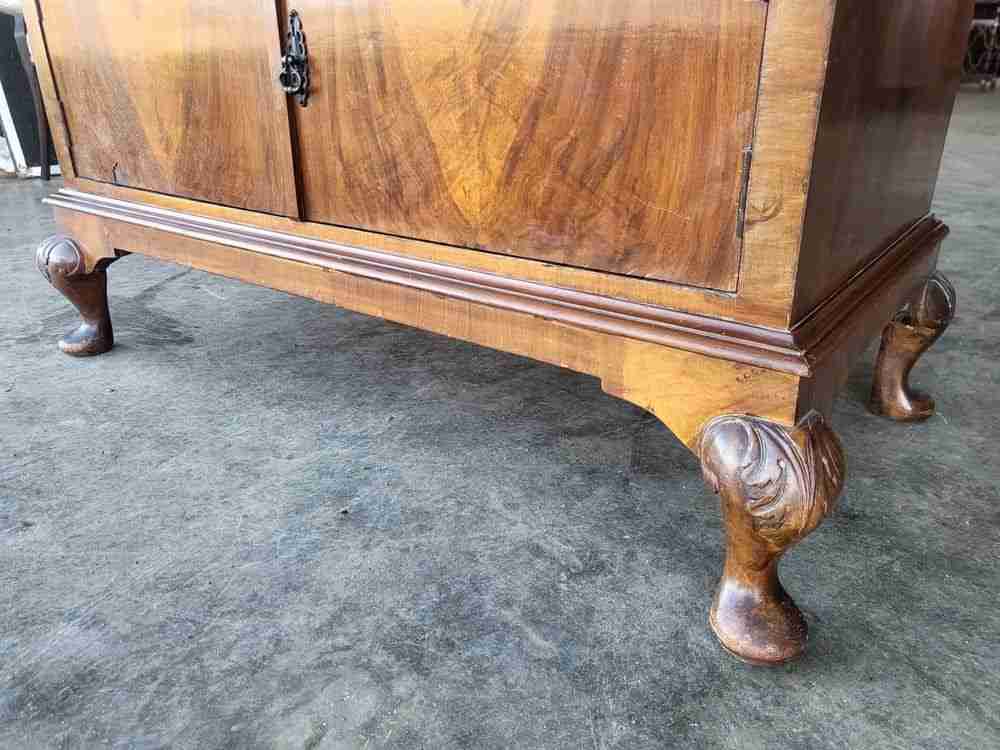 Antique Deco walnut 2 over 2 chest of drawers shoe cupboard