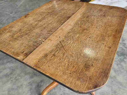 Antique Georgian square tripod occasional side dining table