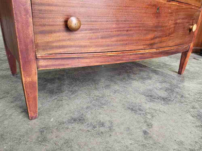 Vintage 20thC bow front chest of drawers 2 over 2 tapered legs