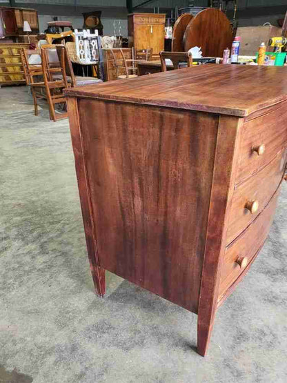 Vintage 20thC bow front chest of drawers 2 over 2 tapered legs