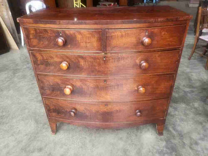 Antique Victorian mahogany bow front 2 over 3 chest of drawers