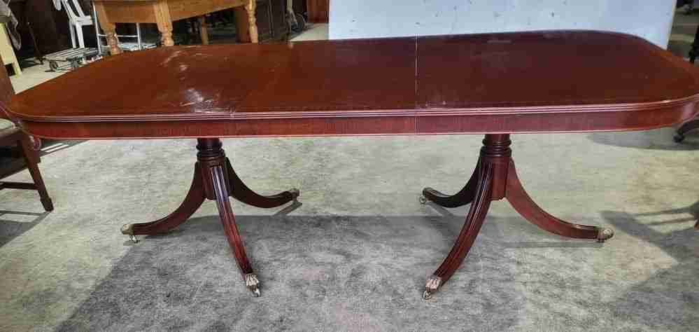 Antique repro mahogany twin pedestal extending D end dining table