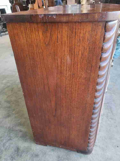 Antique Victorian bow front 2 over 3 chest of drawers rope columns