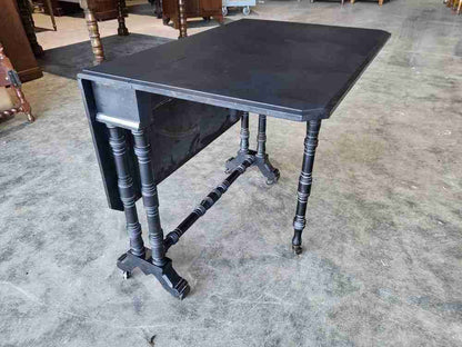 Antique Sutherland gate leg drop leaf dining occasional table