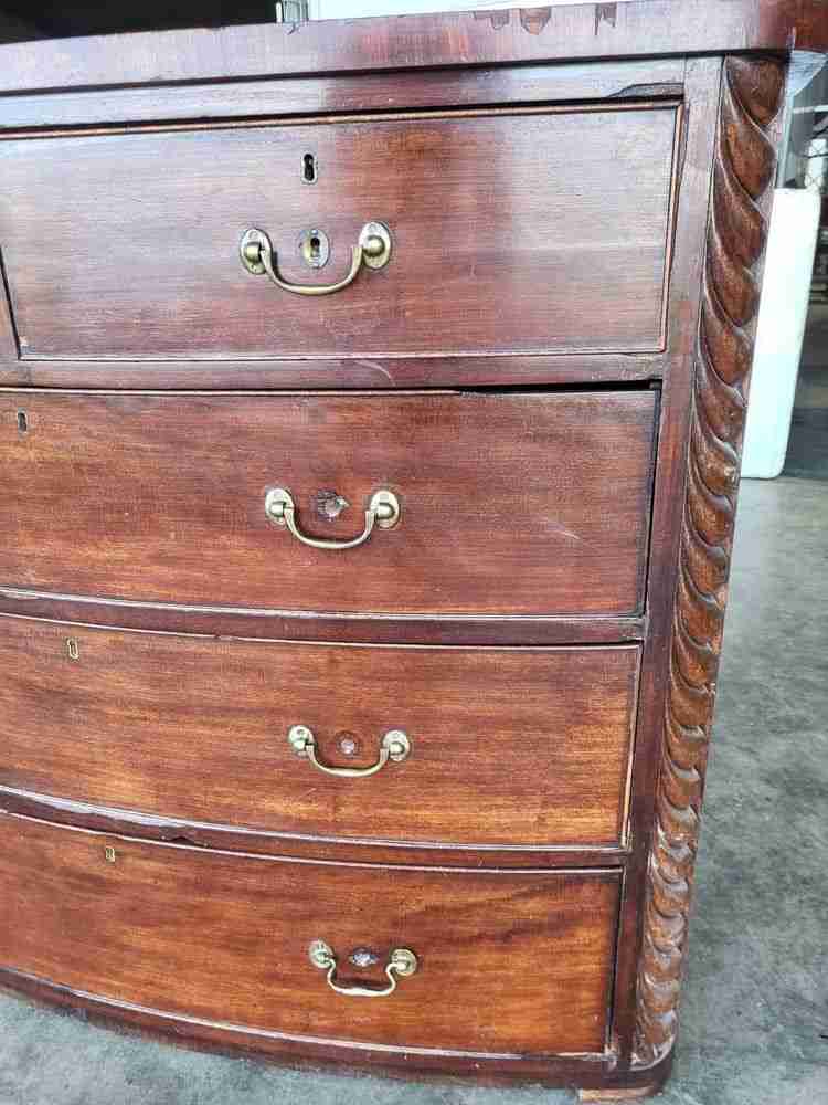 Antique Victorian bow front 2 over 3 chest of drawers rope columns