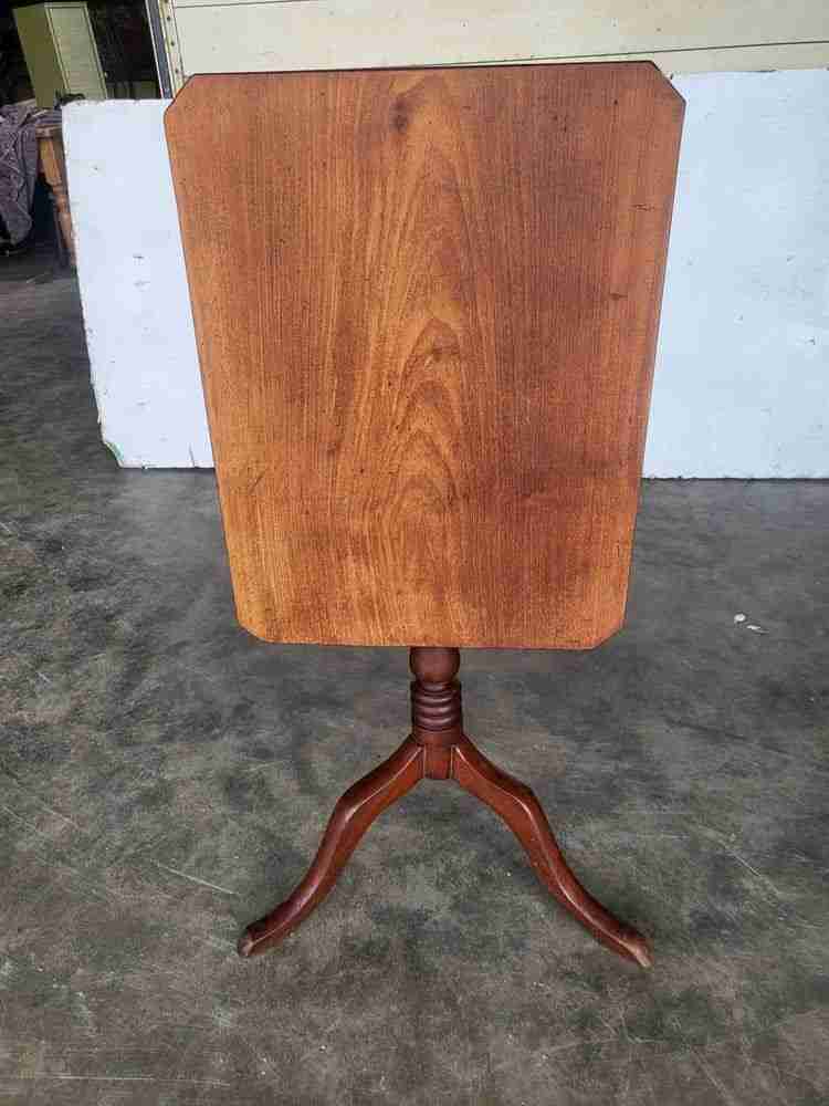 Antique small square tilt top side end lamp occasional table