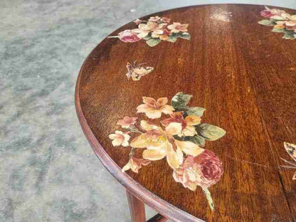 Vintage 20thC round oak 2 tier floral side end occasional table