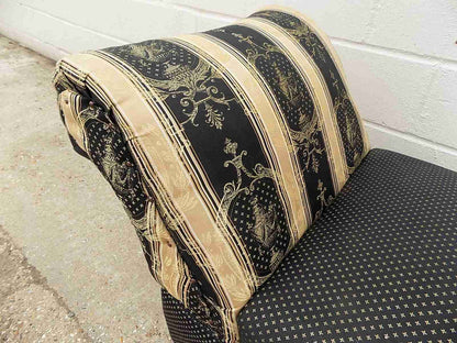 Vintage day bed with storage
