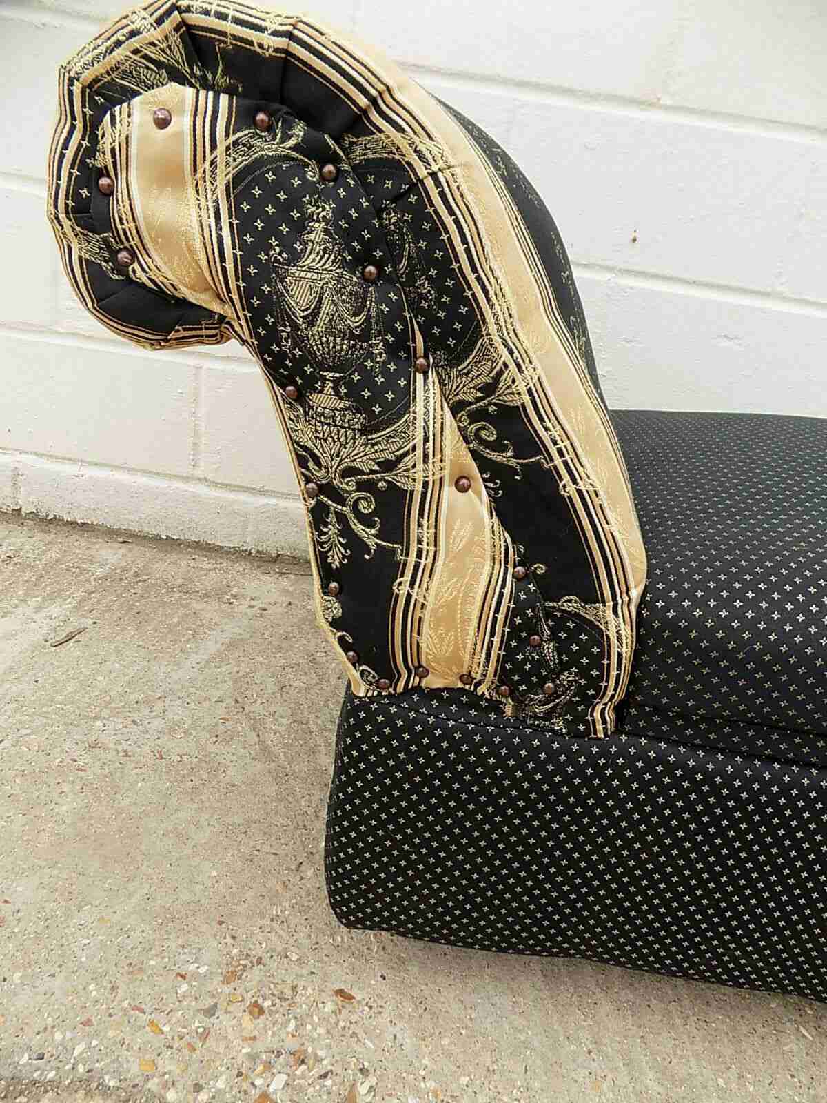 Vintage day bed with storage