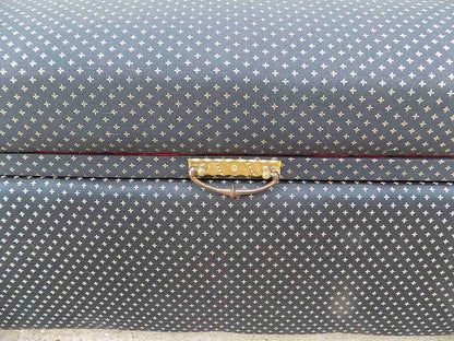 Vintage day bed with storage